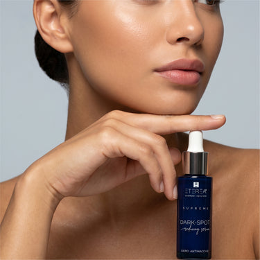 DARK-SPOT REDUCING SERUM